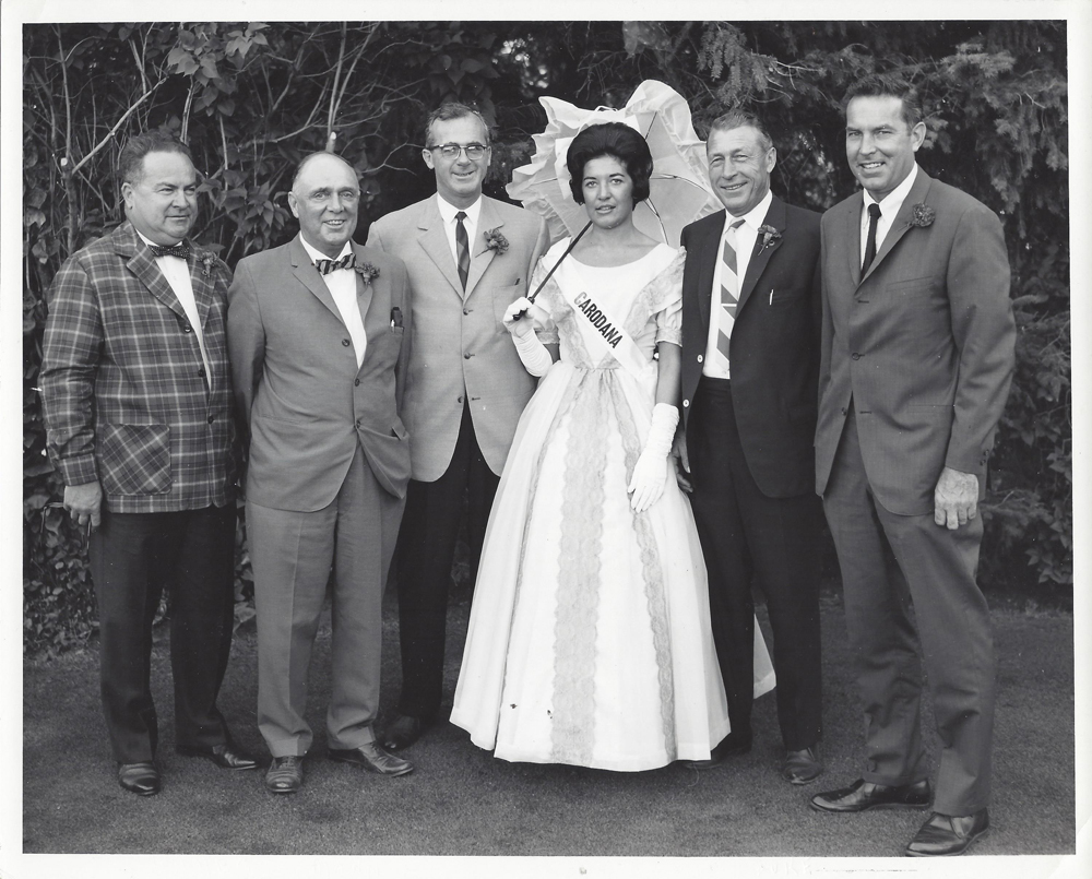 Manitoba Derby 1966. Caradana. Second from left, Ted Mann, second from right Duke Campbell.